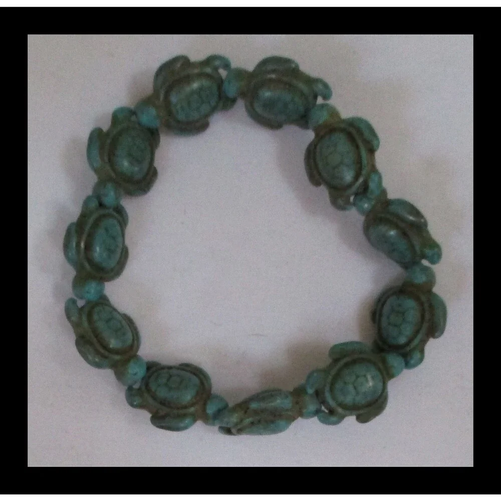 Turquoise Blue Colored Sea Turtle Beaded Stretch Bracelet BR-07